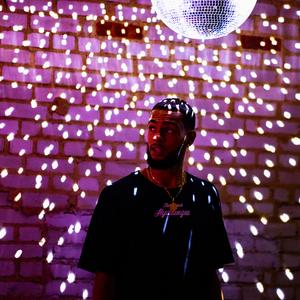 美女扒开内裤露黑毛无遮挡
