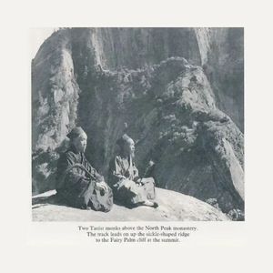 美女扒开内裤露黑毛无遮挡
